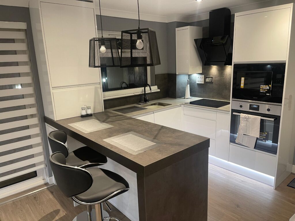 Bespoke fitted kitchen project